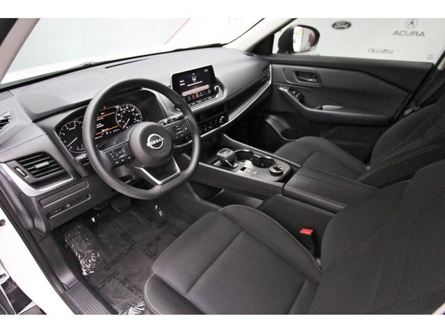 Used 2024 Nissan Rogue S AWD/4WD image 15
