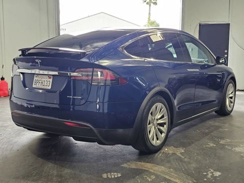 Used 2020 Tesla Model X AWD/4WD image 4