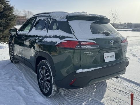 New 2026 Toyota Corolla Cross XLE image 38