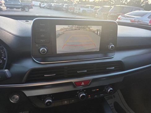 Used 2020 Kia Telluride LX image 18