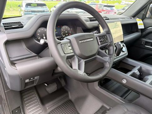 New 2026 Land Rover Defender 110 X-Dynamic SE AWD/4WD image 20