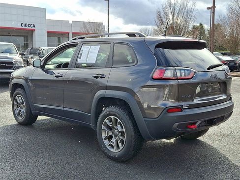 Used 2021 Jeep Cherokee Trailhawk w/ Technology Group image 6