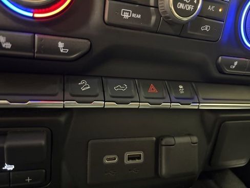 Used 2021 Chevrolet Silverado 1500 LT Trail Boss w/ Bed Protection Package image 28