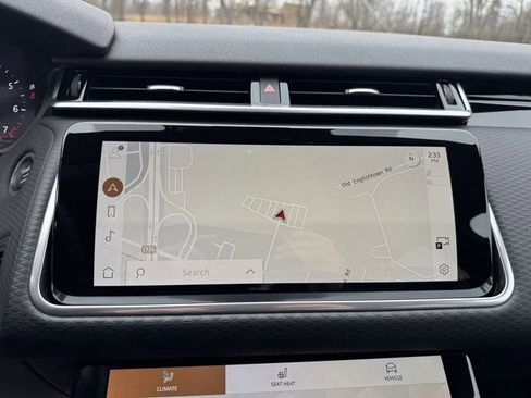 Used 2023 Land Rover Range Rover Velar R-Dynamic S image 24