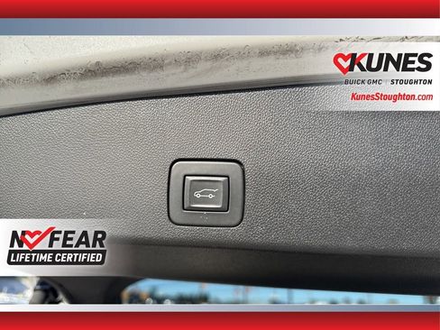 Used 2024 Buick Encore GX Avenir w/ Avenir Convenience Package image 47