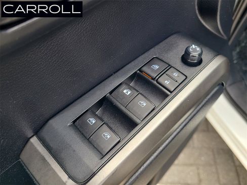 Used 2019 Toyota Tacoma SR5 image 22