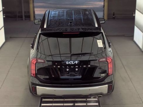 Used 2024 Kia Telluride S w/ S Sunroof Package AWD/4WD image 4