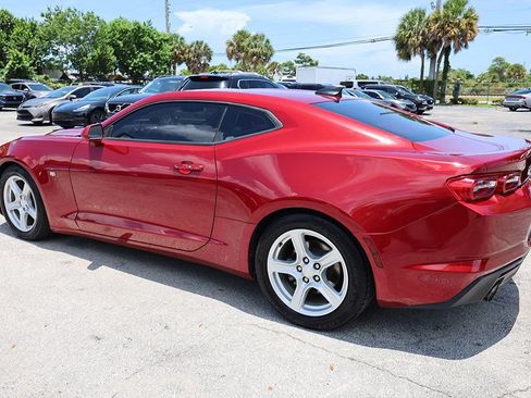 Used 2021 Chevrolet Camaro LT RWD image 6