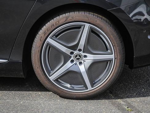 New 2024 Mercedes-Benz EQE 500 4MATIC Sedan image 8