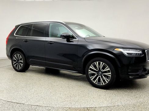 Used 2022 Volvo XC90 T6 Momentum w/ Advanced Package AWD/4WD image 3