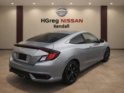 Used 2020 Honda Civic Sport image 4