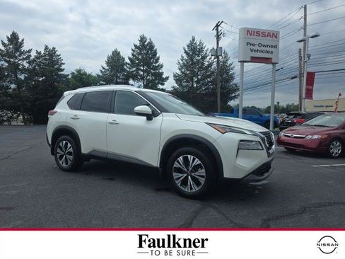 Certified 2023 Nissan Rogue SV w/ SV Premium B Package AWD/4WD image 1
