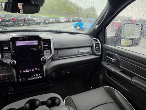 Used 2026 RAM 2500 Laramie AWD/4WD image 13