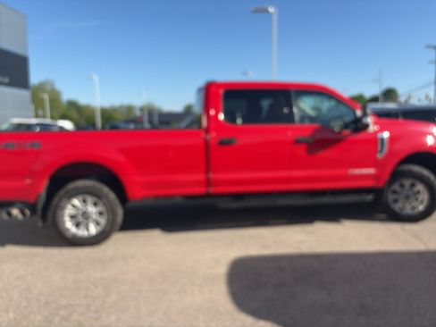 Used 2022 Ford F250 XLT AWD/4WD image 6