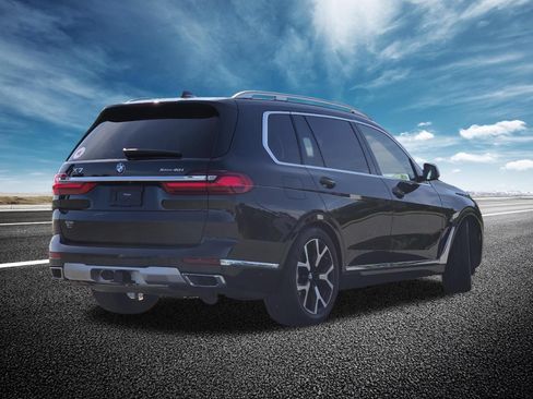 Used 2021 BMW X7 xDrive40i w/ Premium Package AWD/4WD image 21