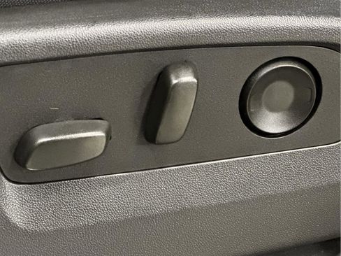 Certified 2022 Chevrolet Silverado 1500 LT Trail Boss image 26