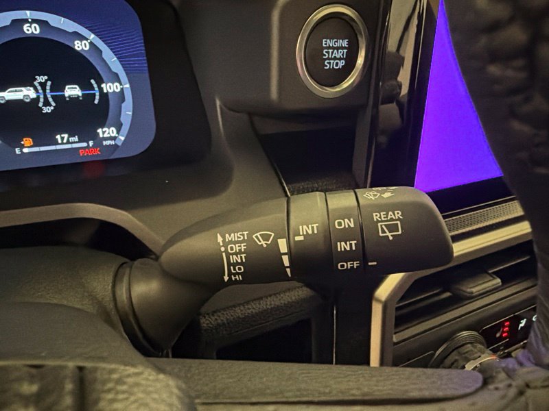 New 2026 Toyota 4Runner Limited AWD/4WD image 31