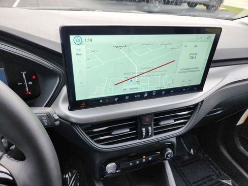 New 2026 Ford Escape SE image 7