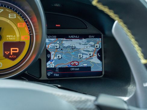 Used 2019 Ferrari 812 Superfast RWD image 41