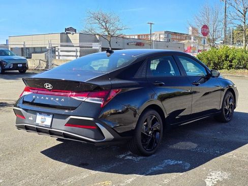 New 2026 Hyundai Elantra Sport FWD image 6