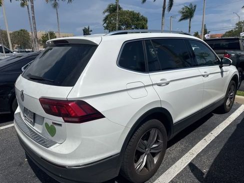 Used 2019 Volkswagen Tiguan SEL Premium image 4