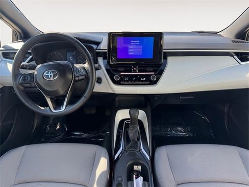 Certified 2025 Toyota Corolla SE image 10
