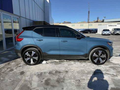 Certified 2023 Volvo XC40 Recharge Plus image 10
