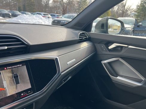Used 2025 Audi Q3 2.0T Premium Plus w/ Premium Plus Package image 70