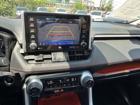 Used 2019 Toyota RAV4 Adventure AWD/4WD image 16