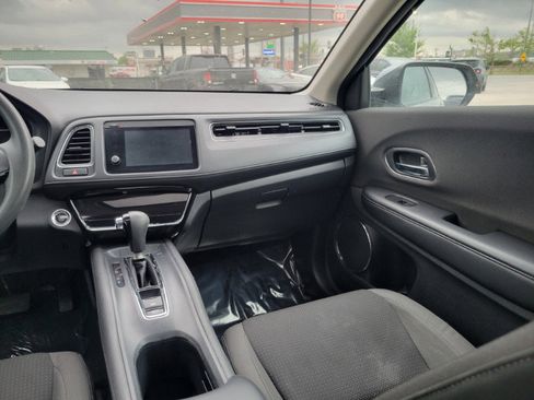 Used 2019 Honda HR-V EX image 23