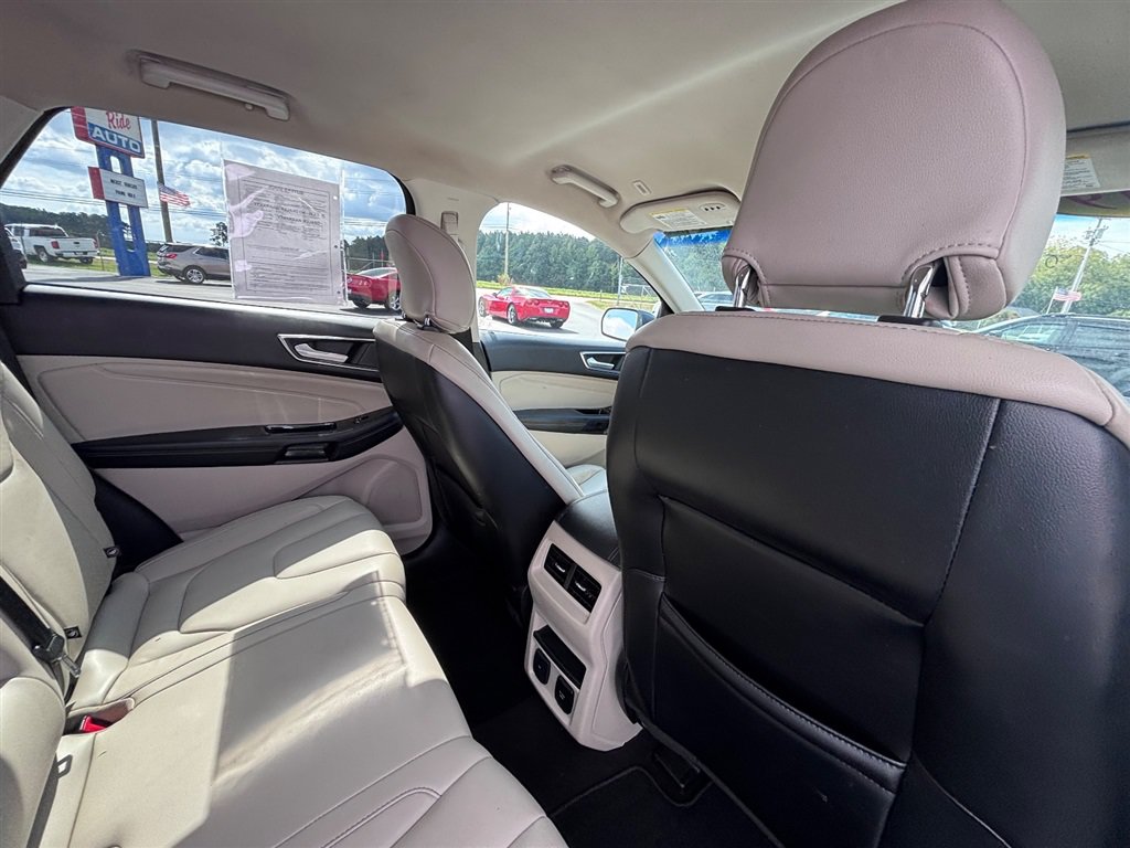 Used 2019 Ford Edge Titanium w/ Cargo Accessory Package FWD image 24