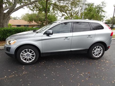 Used 2010 Volvo XC60 T6 image 15