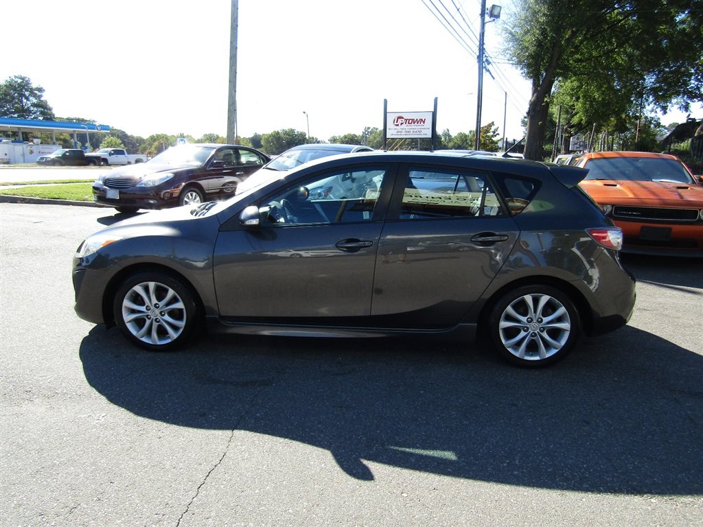 Used 2010 MAZDA MAZDA3 s Grand Touring FWD image 2