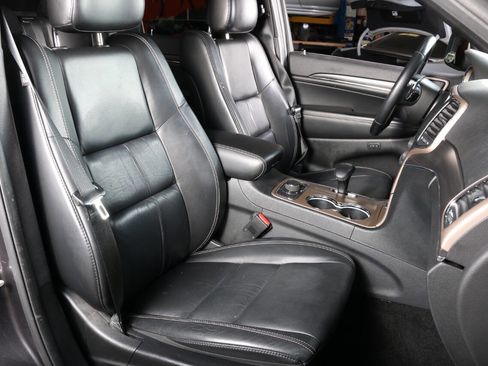 Used 2015 Jeep Grand Cherokee Limited AWD/4WD image 23