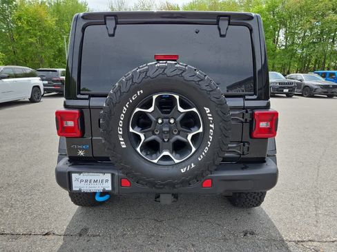 Used 2023 Jeep Wrangler Unlimited Rubicon 4xe w/ Steel Bumper Group AWD/4WD image 5