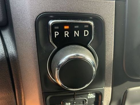 Certified 2017 RAM 1500 Express AWD/4WD image 29