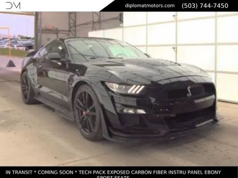 Used 2022 Ford Mustang Shelby GT500 w/ Technology Package RWD image 4