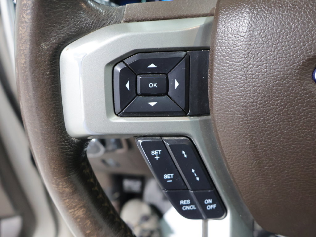 Used 2015 Ford F150 King Ranch w/ Equipment Group 601A Luxury AWD/4WD image 33