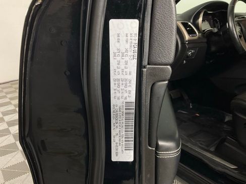 Used 2017 Jeep Grand Cherokee Limited AWD/4WD image 26