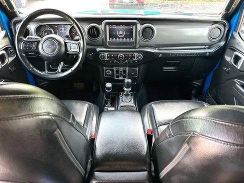 Used 2022 Jeep Wrangler Unlimited Sport AWD/4WD image 25