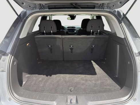 Used 2021 Chevrolet TrailBlazer LT w/ Convenience Package FWD image 11