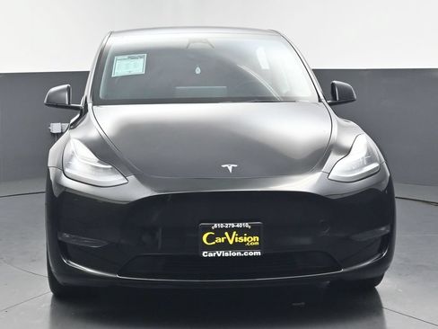 Used 2023 Tesla Model Y Long Range AWD/4WD image 6