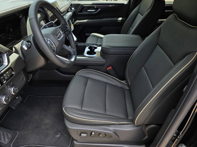 New 2026 GMC Yukon Elevation w/ LPO, Elevation Black Package RWD image 19