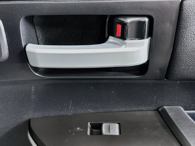 Used 2019 Toyota Tundra SR5 RWD image 27