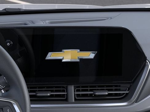 New 2026 Chevrolet Trax LT w/ Driver Confidence Package FWD image 20