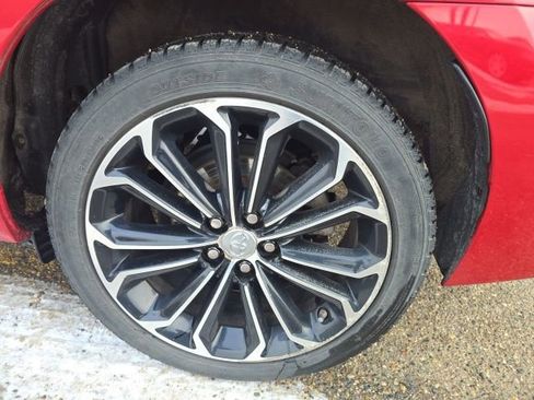 Used 2015 Toyota Corolla L image 9