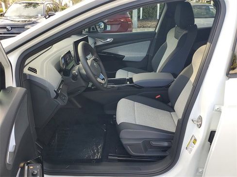 New 2025 Volkswagen ID.4 Pro image 16