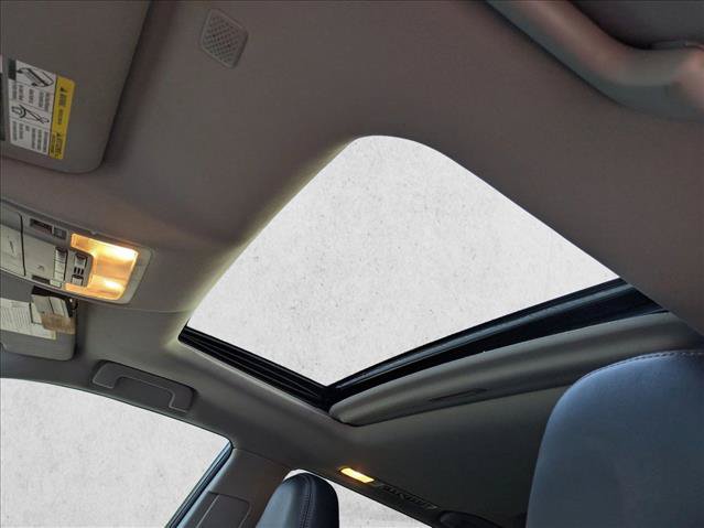 Used 2018 Toyota Highlander XLE AWD/4WD image 14