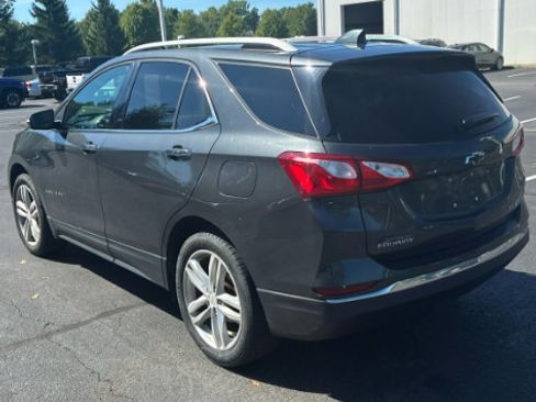 Used 2018 Chevrolet Equinox Premier AWD/4WD image 3