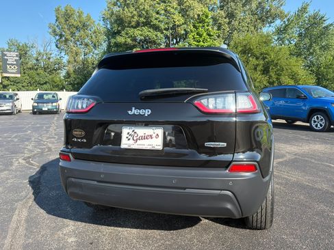 Used 2020 Jeep Cherokee Latitude Plus w/ Cold Weather Group AWD/4WD image 13